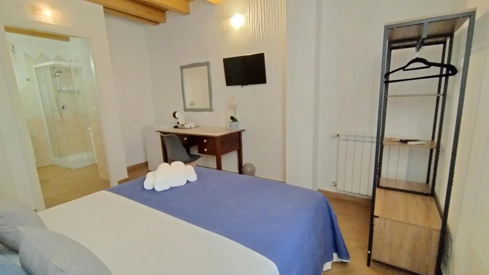 Holmann Suite & Rooms Olbia 0*,  İtalya
